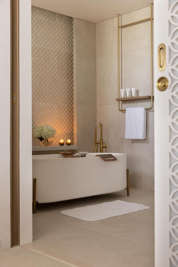 Resort Jumeirah Gulf Of Bahrain Manama