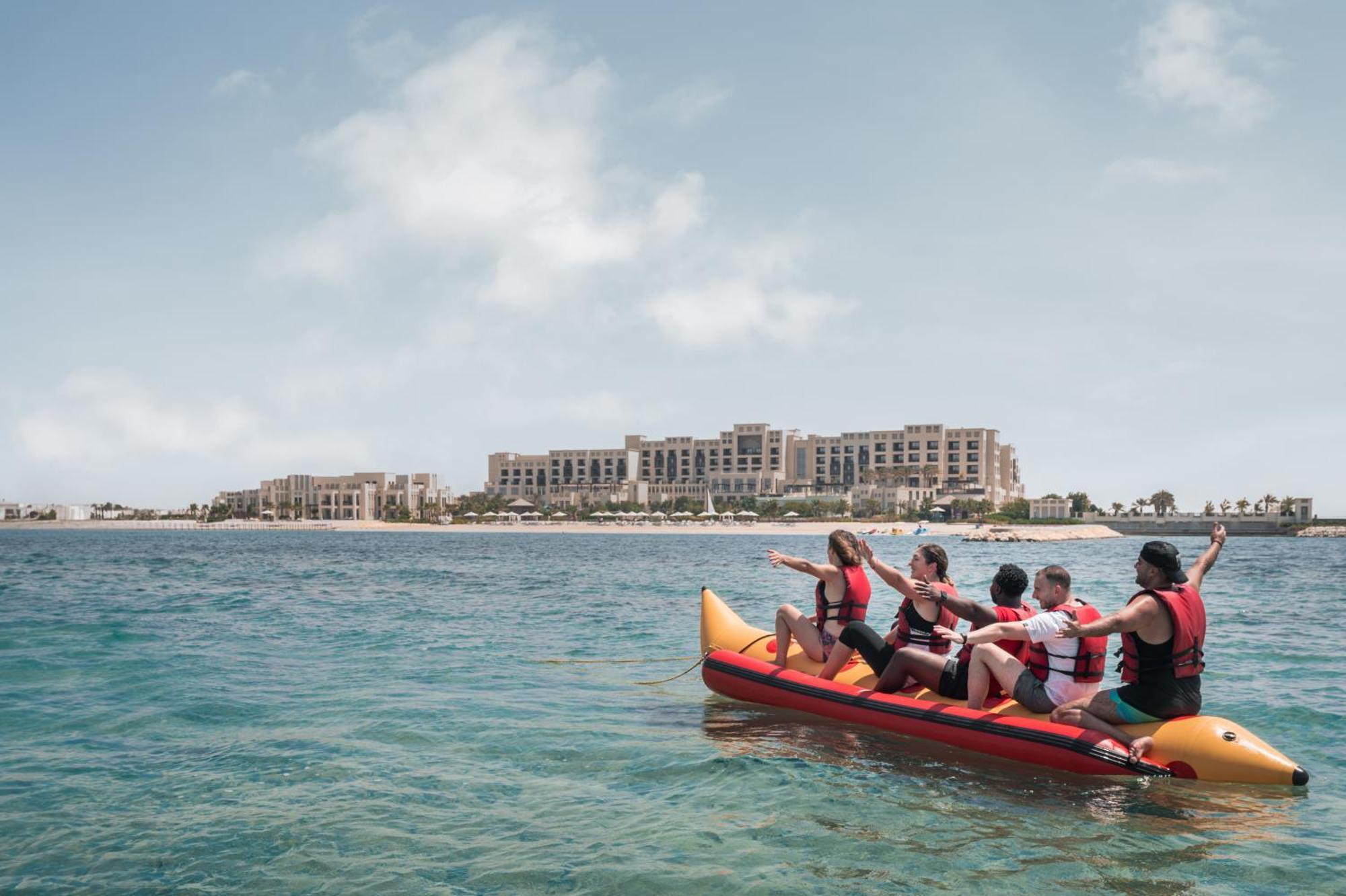 Jumeirah Gulf Of Bahrain Resort 5*